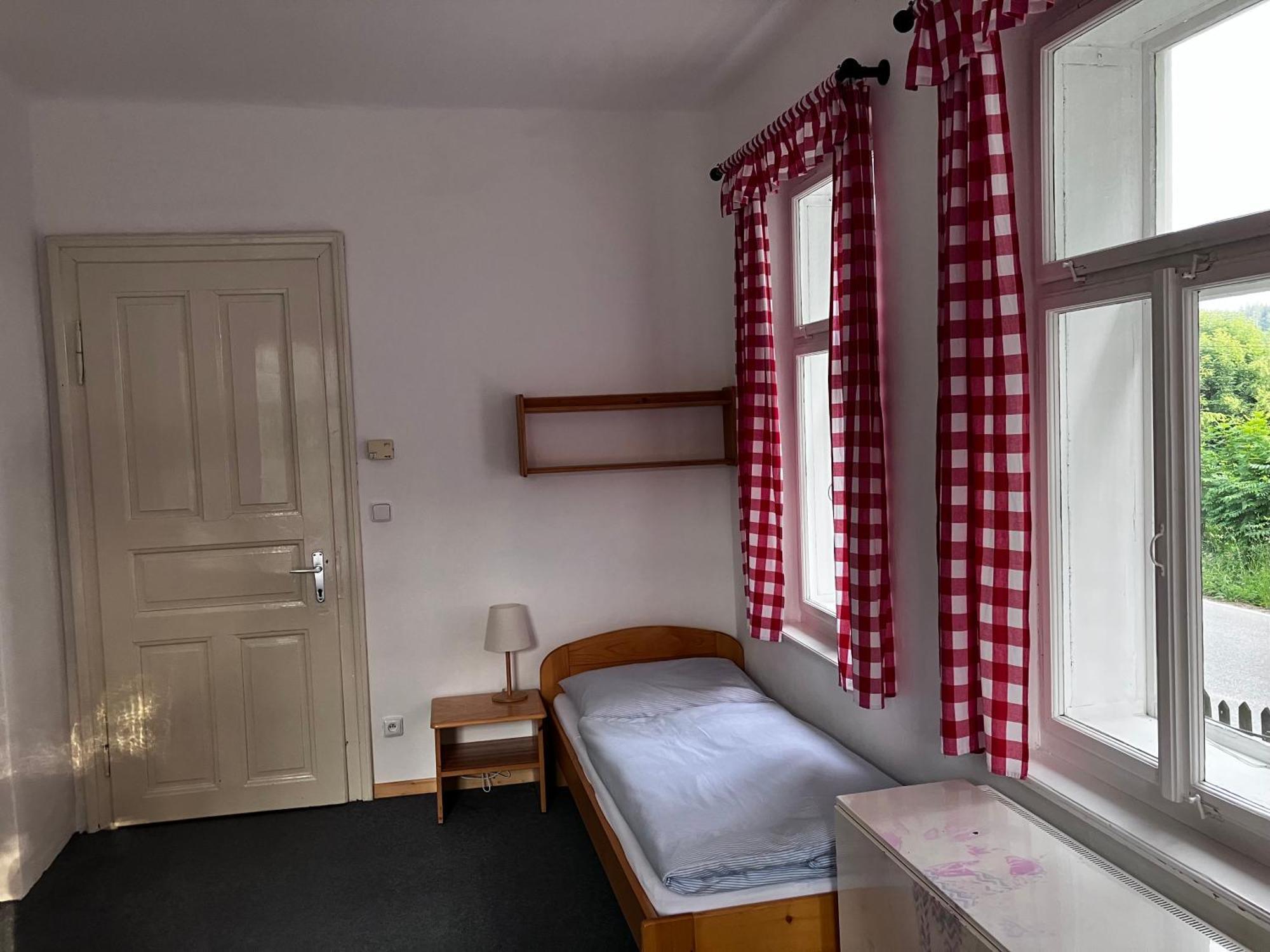 Penzion Haji Janov nad Nisou Eksteriør billede